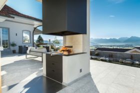 Grill Feuerstelle mit Aussicht